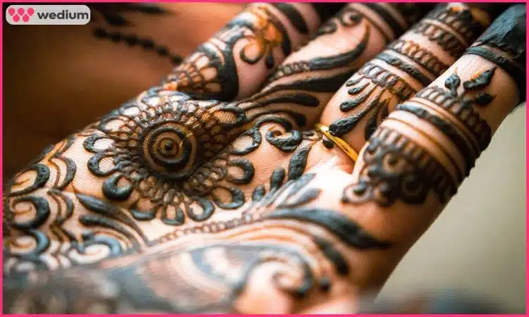 rushing the mehendi drying process