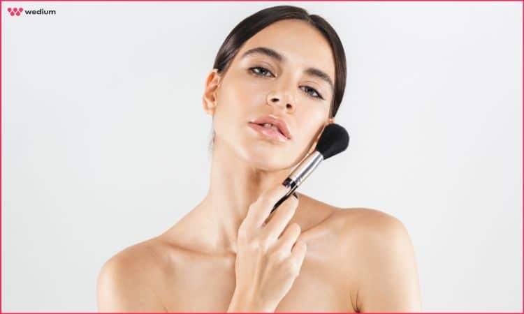 types of makeup : natural nude makeup