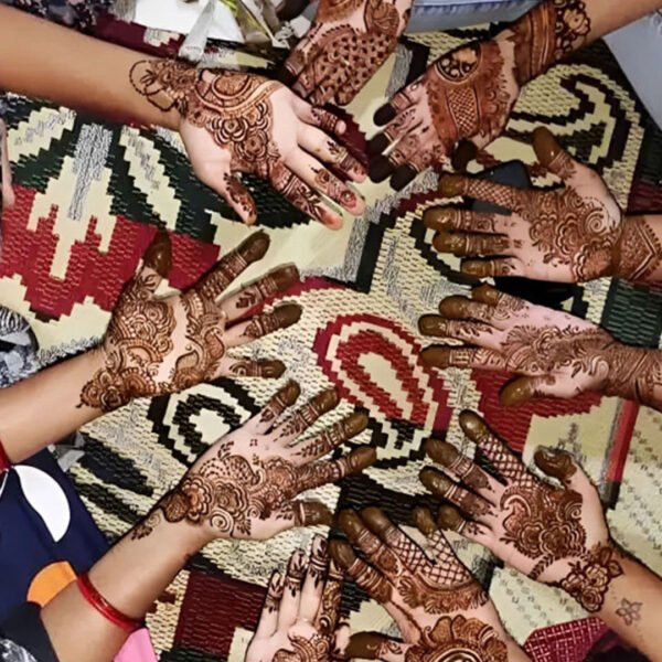 Guest Mehendi (Arabic) - Both hands both sides - Up to wrist