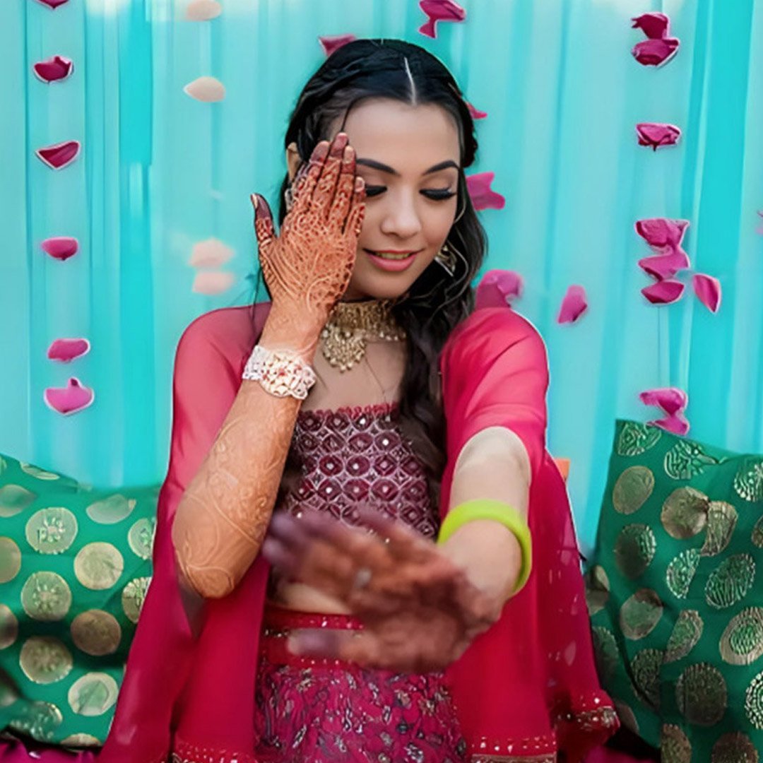 o Premium Bridal Mehendi (Hands above Elbow, Legs - Upto Knees) - Image 1