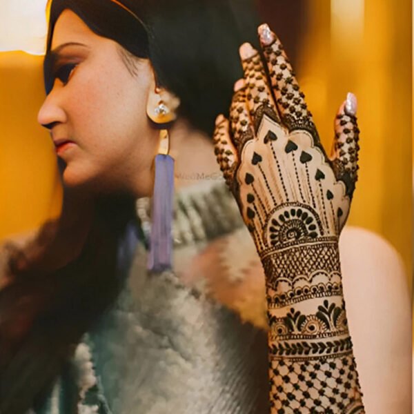 Engagement Mehendi Basic (Half hands)