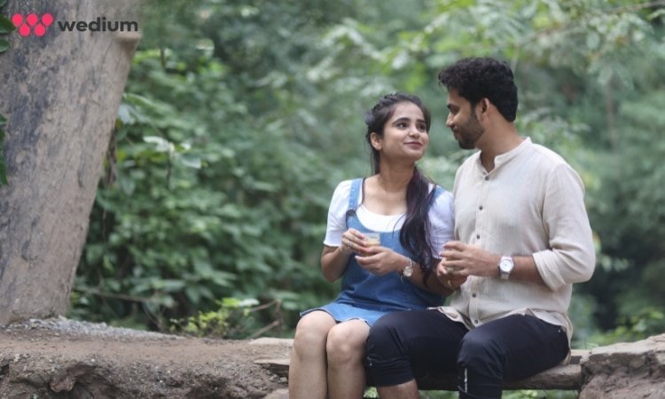 scenic and environmental poses